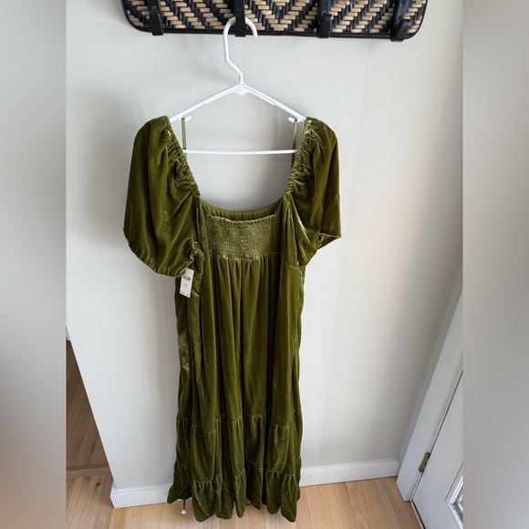 By Anthropologie Velvet Empire Waist Midi Dress - Moss Green - Size 16W - NWT - Picture 11 of 16